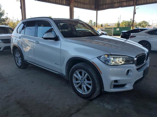 5UXKS4C59F0N12090 - 2015 BMW X5 XDRIVE35D WHITE photo 4