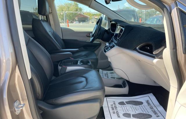 2C4RC1BG5HR667999 - 2017 CHRYSLER PACIFICA TOURING L TAN photo 5