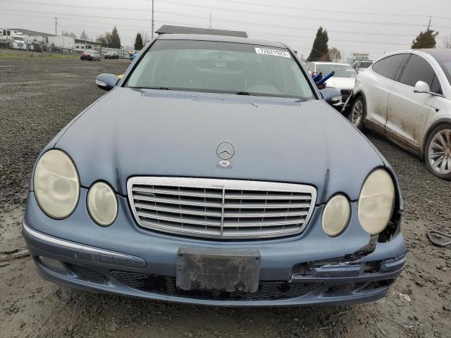 WDBUF65J15A721089 - 2005 MERCEDES-BENZ E 320 BLUE photo 5