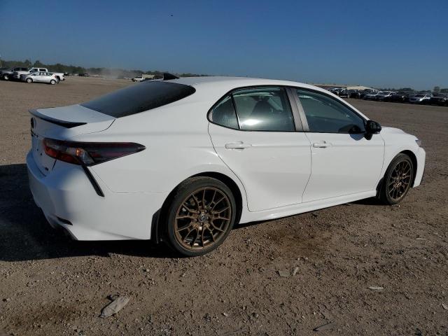 4T1T11AK8PU119090 - 2023 TOYOTA CAMRY SE NIGHT SHADE WHITE photo 3