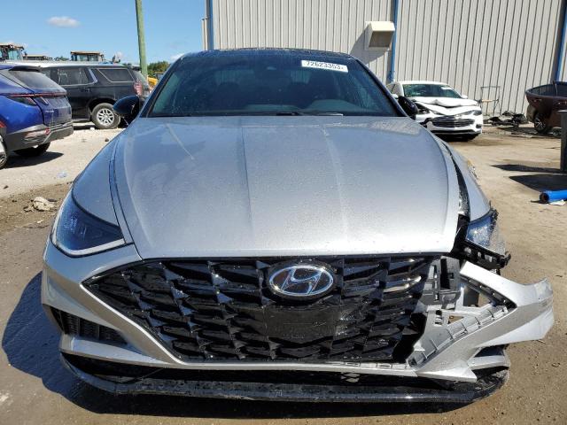 5NPEJ4J25MH066840 - 2021 HYUNDAI SONATA SEL PLUS SILVER photo 5