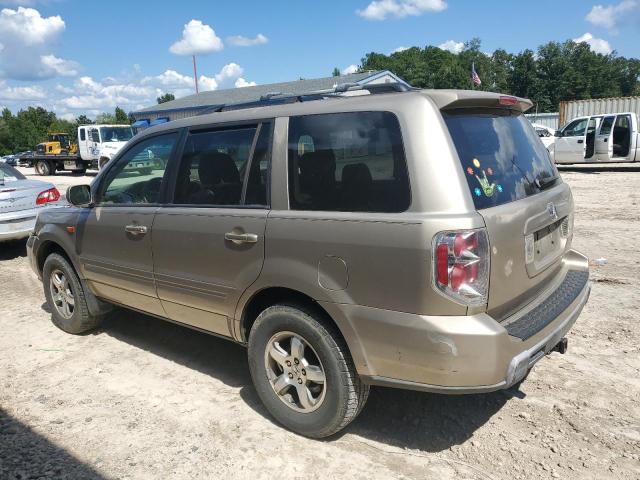 5FNYF28676B007172 - 2006 HONDA PILOT EX GOLD photo 2