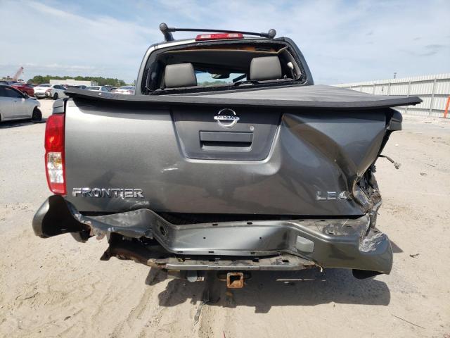 1N6AD07WX6C438175 - 2006 NISSAN FRONTIER CREW CAB LE GRAY photo 6