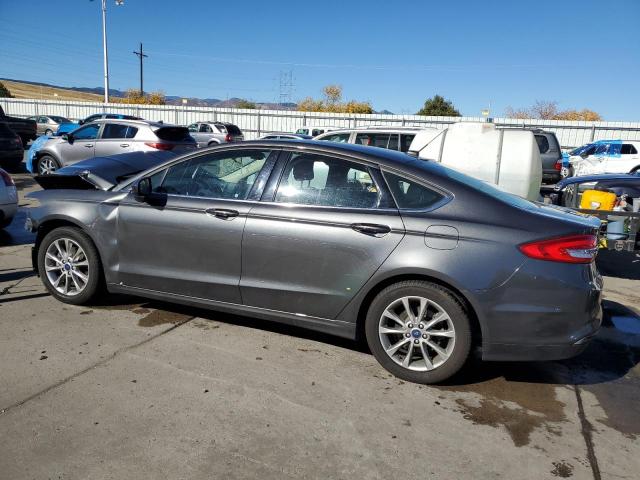 3FA6P0HD4HR379633 - 2017 FORD FUSION SE CHARCOAL photo 2