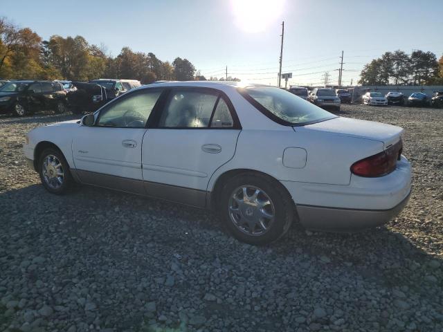 2G4WF5514Y1151278 - 2000 BUICK REGAL GS WHITE photo 2