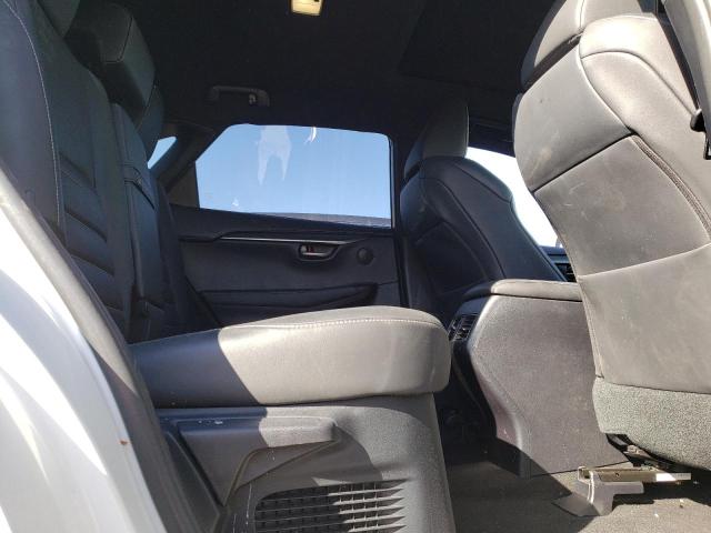 JTJYARBZ1K2123228 - 2019 LEXUS NX 300 BASE 白色 照片 11