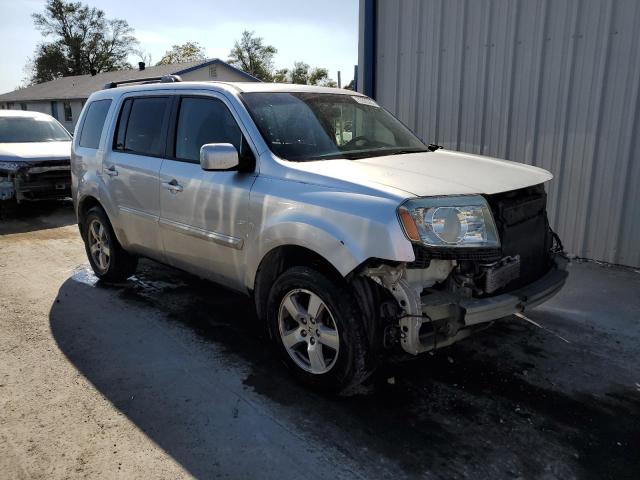 5FNYF3H6XAB007813 - 2010 HONDA PILOT EXL SILVER photo 4