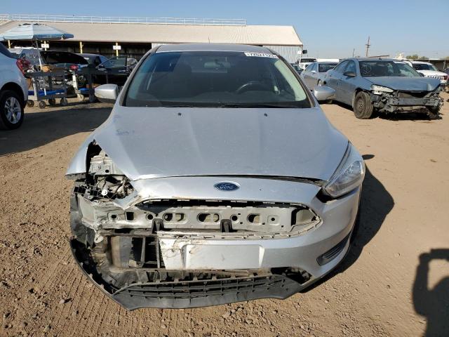 1FADP3F23HL333428 - 2017 FORD FOCUS SE SILVER photo 5