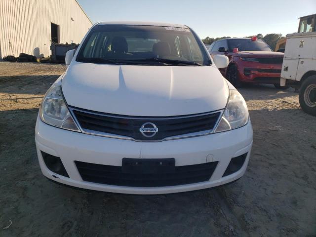 3N1BC1CP5BL419694 - 2011 NISSAN VERSA S WHITE photo 5