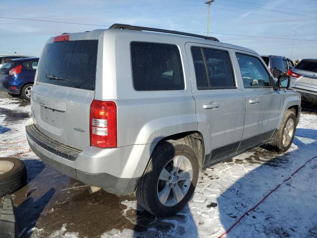 1C4NJPFB6DD137673 - 2013 JEEP PATRIOT LATITUDE SILVER photo 3