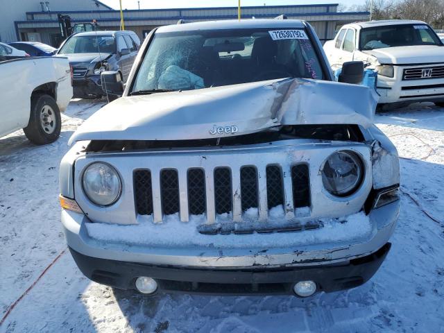 1C4NJPFB6DD137673 - 2013 JEEP PATRIOT LATITUDE SILVER photo 5