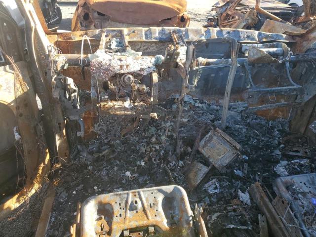 2A4RR8DG8BR797457 - 2011 CHRYSLER TOWN & COU TOURING L BURN photo 8