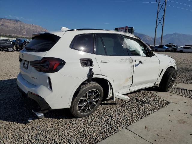 5UX53DP02P9T18085 - 2023 BMW X3 XDRIVE30I WHITE photo 3