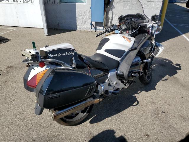 JH2SC515XDK100003 - 2013 HONDA ST1300 PA WHITE photo 4