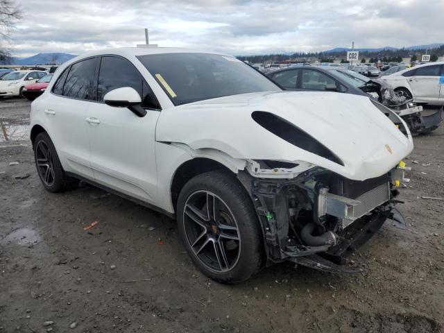 WP1AA2A5XLLB01409 - 2020 PORSCHE MACAN WHITE photo 4