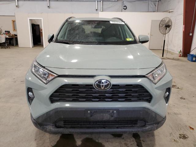 2T3P1RFV8KC004252 - 2019 TOYOTA RAV4 XLE GREEN photo 5