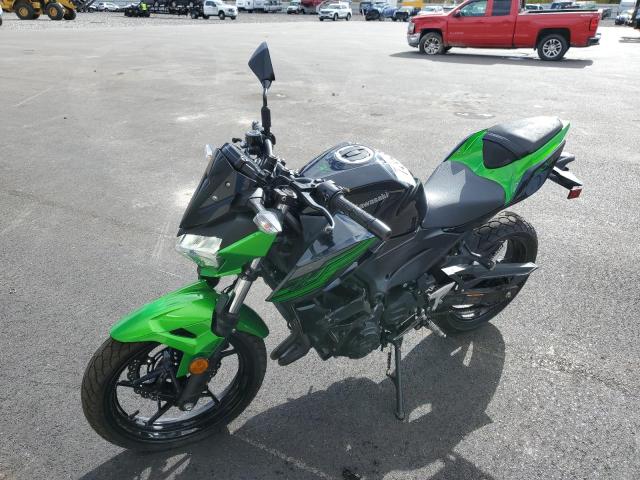 JKAERKD19KDA49250 - 2019 KAWASAKI ER400 D GREEN photo 2