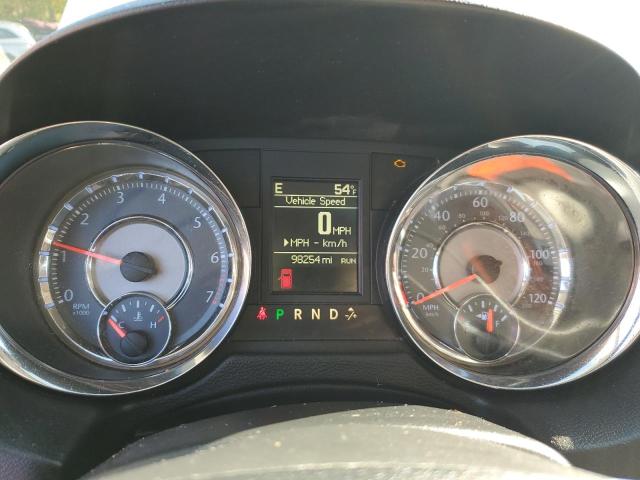 2C4RC1BG1GR300922 - 2016 CHRYSLER TOWN & COU TOURING WHITE photo 9