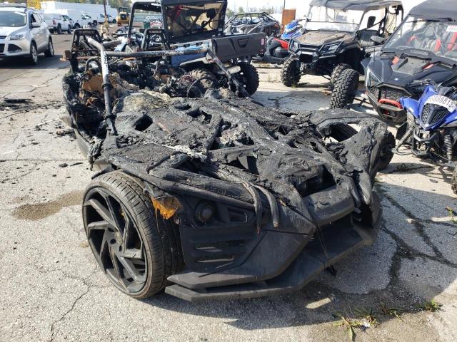 57XAAPFA4H8123847 - 2017 POLARIS SLINGSHOT SL BURN photo 1