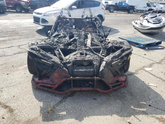 57XAAPHD3L8137397 - 2020 POLARIS SLINGSHOT SL BURGUNDY photo 10