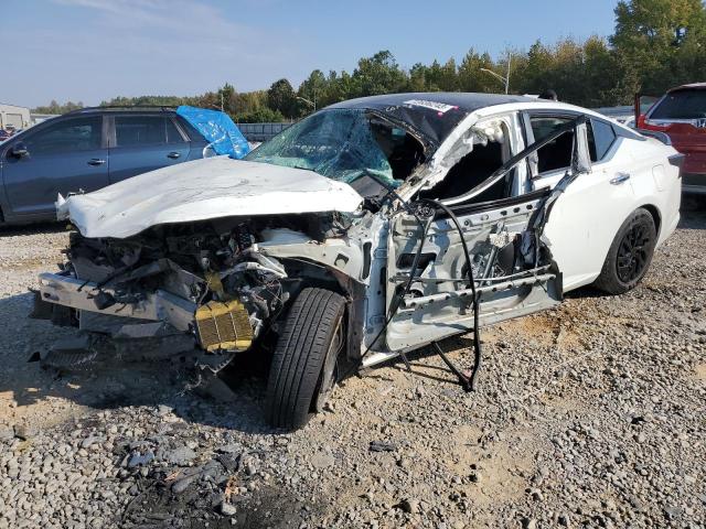 1N4BL4BV7KC228844 - 2019 NISSAN ALTIMA S WHITE photo 1