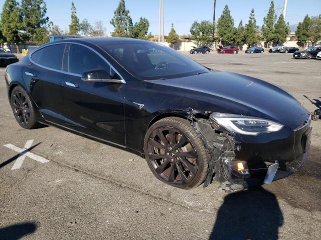 5YJSA1E28JF281621 - 2018 TESLA MODEL S Սև լուսանկար 4