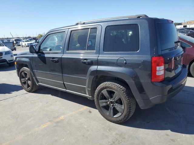 1C4NJPFB8ED660338 - 2014 JEEP PATRIOT LATITUDE GRAY photo 2