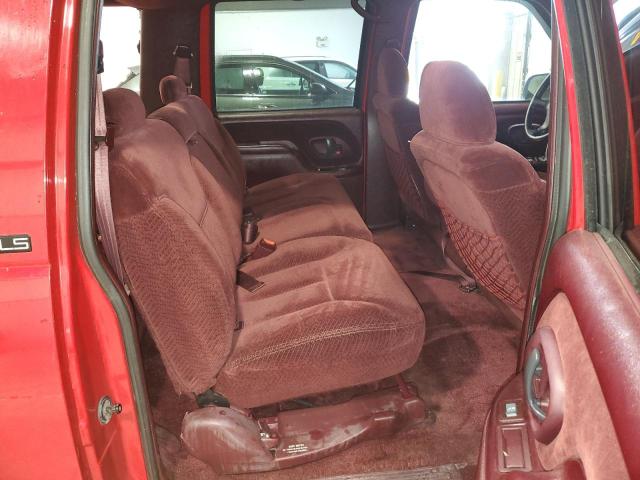 1GNGK26K2SJ345595 - 1995 CHEVROLET SUBURBAN K2500 RED photo 11