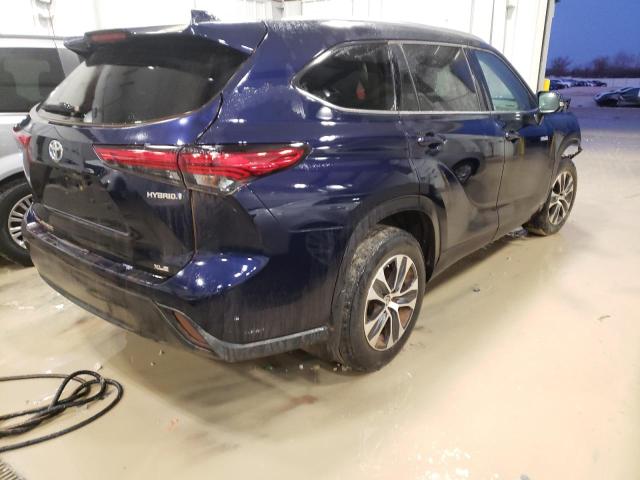 5TDGBRCH1MS515638 - 2021 TOYOTA HIGHLANDER HYBRID XLE BLUE photo 3