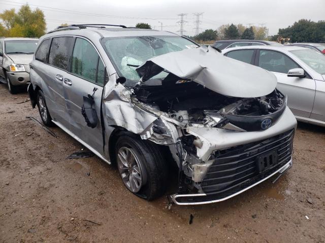 5TDJSKFC4NS072531 - 2022 TOYOTA SIENNA XLE SILVER photo 4