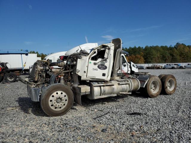 1M1AN07Y5GM024587 - 2016 MACK 600 CHU600 WHITE photo 2