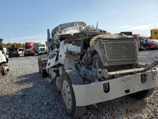 1M1AN07Y5GM024587 - 2016 MACK 600 CHU600 WHITE photo 9