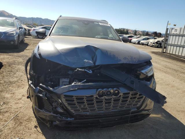 WA16ABGE2RB006933 - 2024 AUDI Q8 E-TRON PRESTIGE CHARCOAL photo 5
