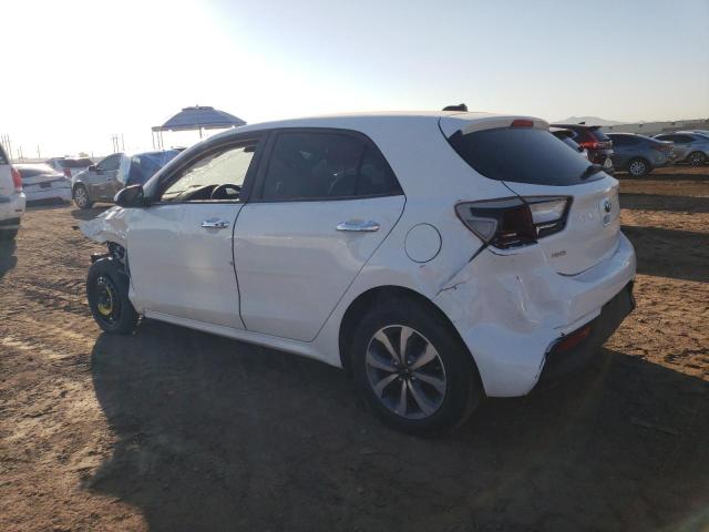 3KPA25AD0ME433828 - 2021 KIA RIO S WHITE photo 2