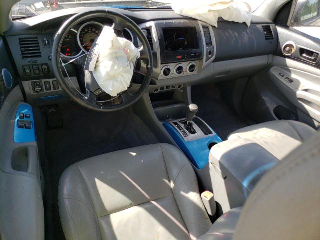 5TFTU4GN3BX001454 - 2011 TOYOTA TACOMA PRERUNNER ACCESS CAB GRAY photo 8