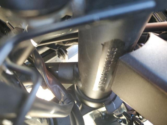 ML5EXER16RDAD3805 - 2024 KAWASAKI EX650 R Графитовый фото 9