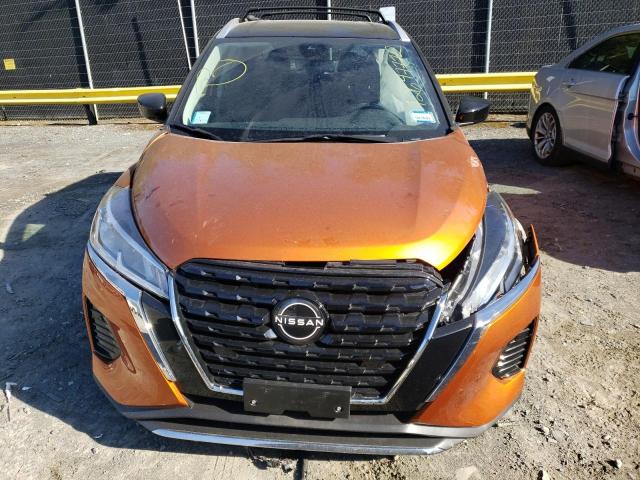 3N1CP5CV5NL506918 - 2022 NISSAN KICKS SV ORANGE photo 5