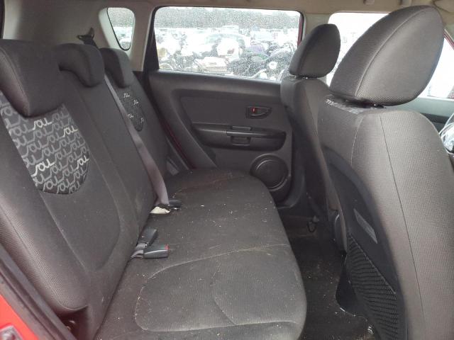 KNDJT2A27A7035795 - 2010 KIA SOUL + RED photo 11
