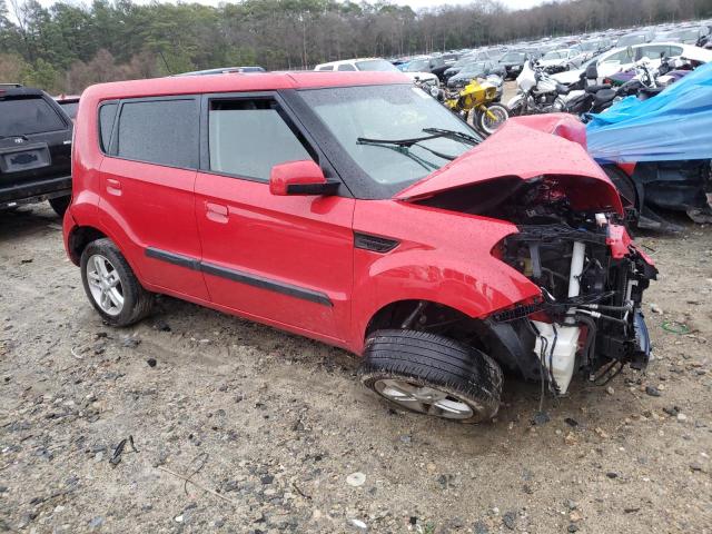 KNDJT2A27A7035795 - 2010 KIA SOUL + RED photo 4