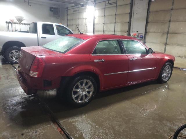 2C3LA63H68H217739 - 2008 CHRYSLER 300C RED photo 3