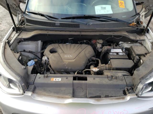 KNDJN2A20E7732418 - 2014 KIA SOUL SILVER photo 11