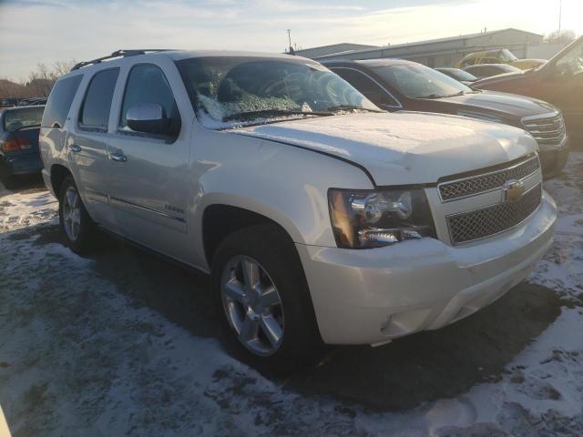 1GNSKCE05ER144764 - 2014 CHEVROLET TAHOE K1500 LTZ WHITE photo 4