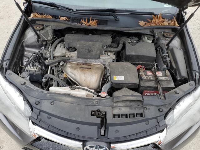 4T1BF1FK4GU564304 - 2016 TOYOTA CAMRY LE GRAY photo 11