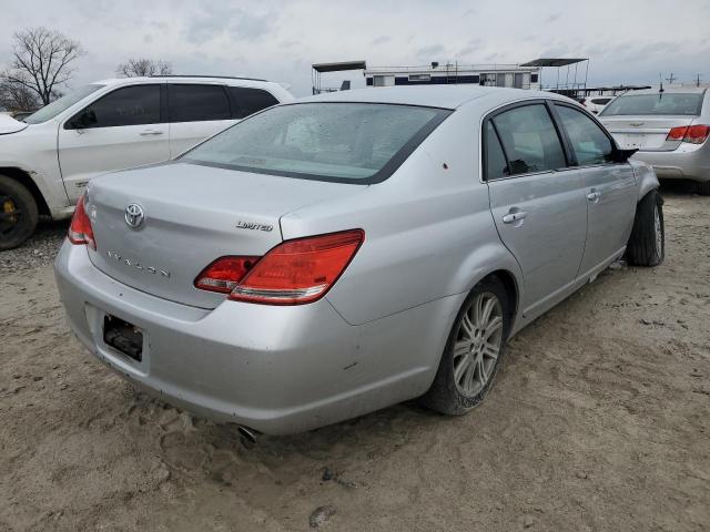 4T1BK36BX6U160025 - 2006 TOYOTA AVALON XL SILVER photo 3