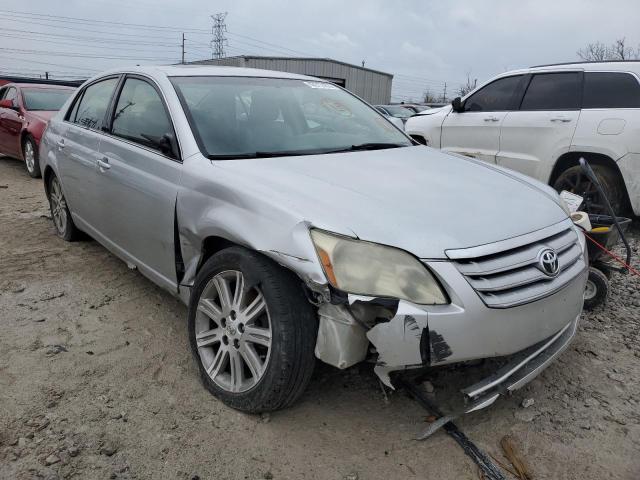 4T1BK36BX6U160025 - 2006 TOYOTA AVALON XL SILVER photo 4