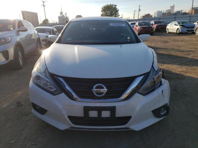 1N4AL3AP8HC259960 - 2017 NISSAN ALTIMA 2.5 WHITE photo 5