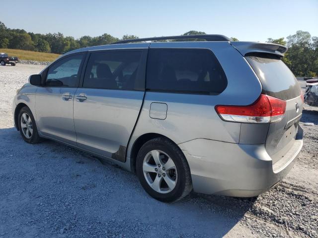 5TDKK3DC1BS041360 - 2011 TOYOTA SIENNA LE SILVER photo 2