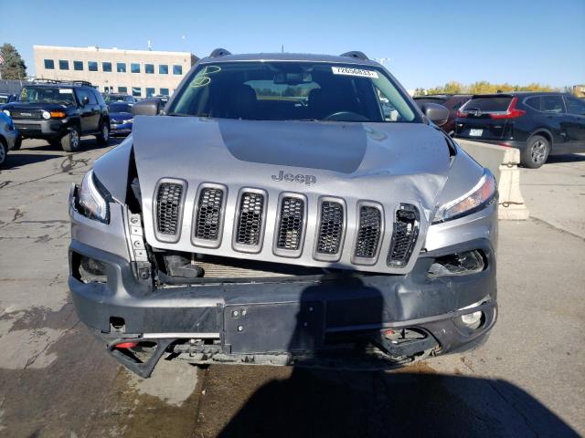1C4PJMBX0JD560026 - 2018 JEEP CHEROKEE TRAILHAWK SILVER photo 5