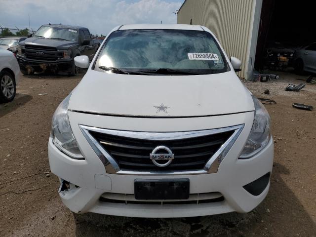 3N1CN7AP4JL882249 - 2018 NISSAN VERSA S WHITE photo 5