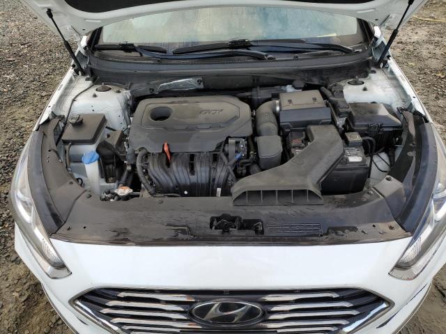 5NPE24AF4KH783727 - 2019 HYUNDAI SONATA SE WHITE photo 11